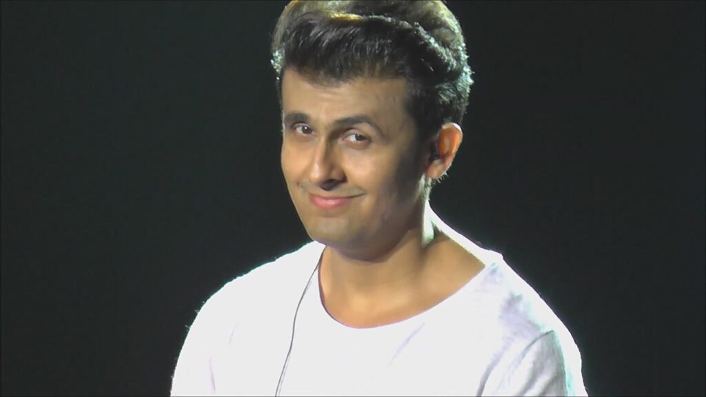 Sonu Nigam's new hairstyle gives him a youthful